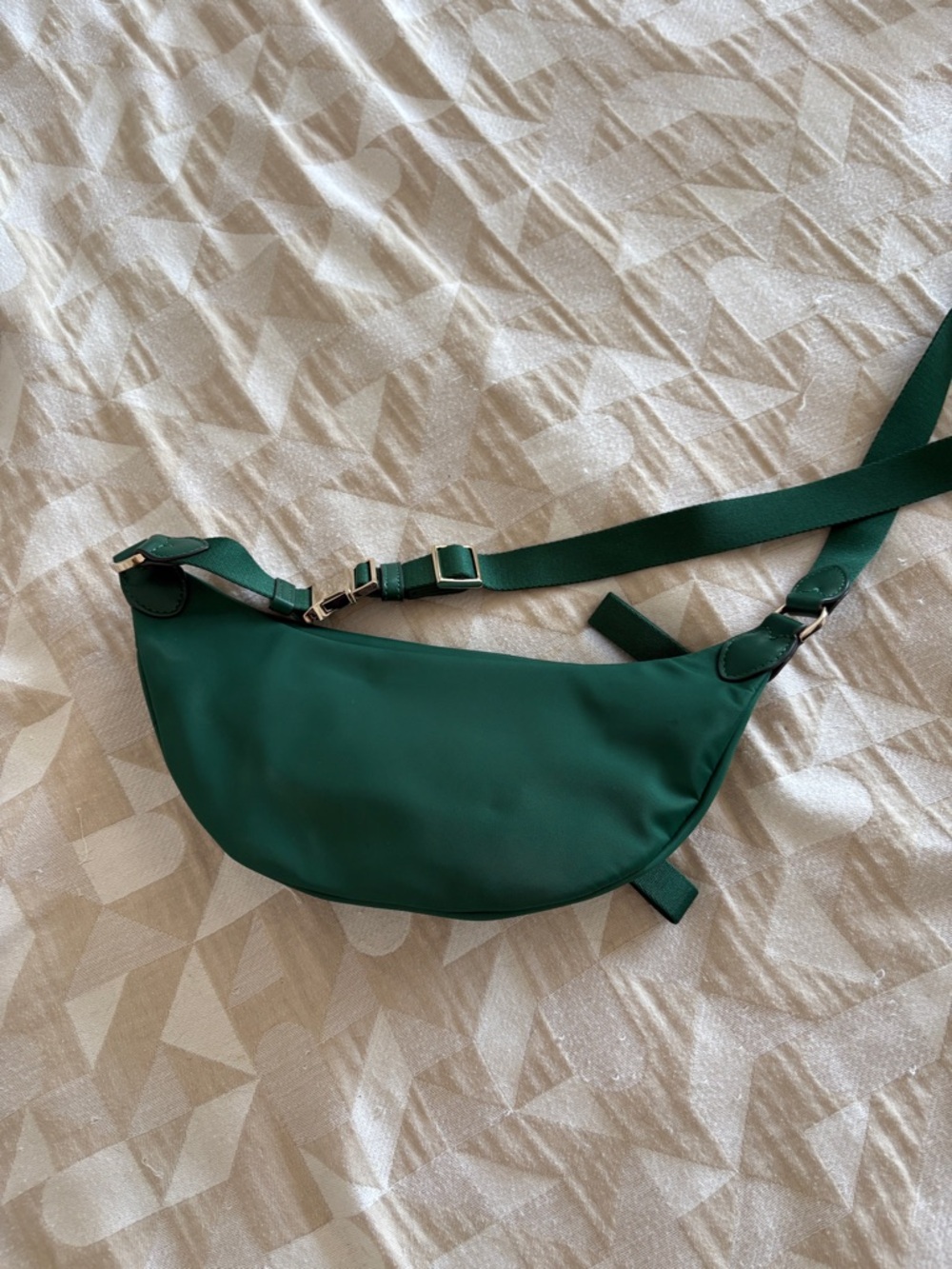 kate spade emerald green nylon crossbody with gold hardware - Picture 2 of 12